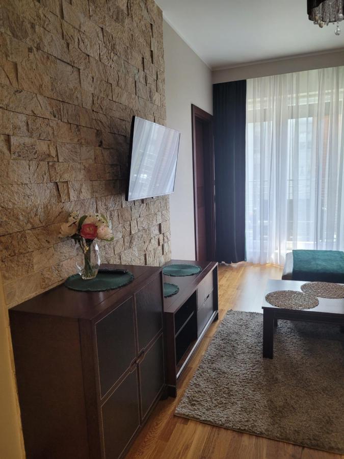 Apartament Moderna Francuska Park คาโตวีตเซ ภายนอก รูปภาพ