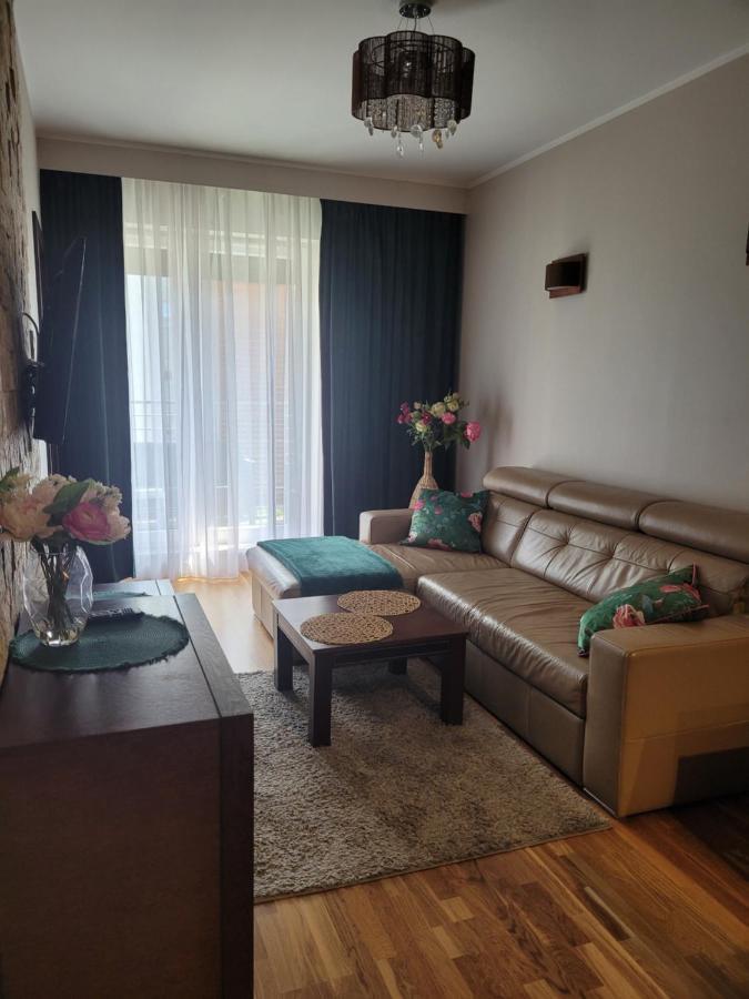 Apartament Moderna Francuska Park คาโตวีตเซ ภายนอก รูปภาพ