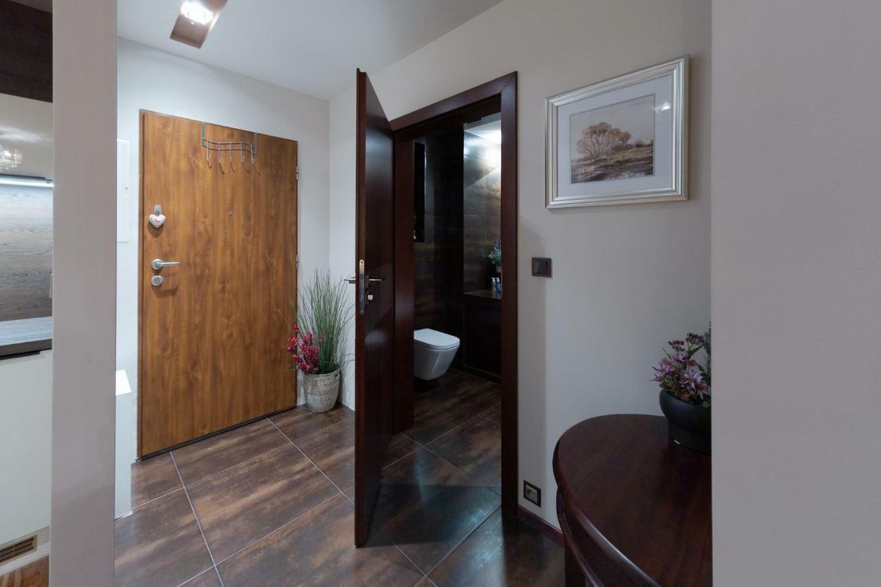 Apartament Moderna Francuska Park คาโตวีตเซ ภายนอก รูปภาพ